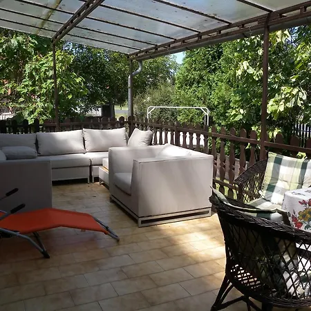 Two-bedroom Holiday In Balatonkeresztur I 度假居 *
